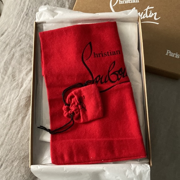 NEW VERY PRIVE, Christian Louboutin 36 - Picture 9 of 10